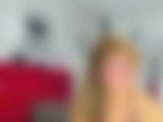 kazsandrah MILF webcam performer live streaming