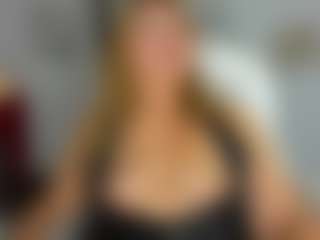 Live cam show with kazsandrah - Mature on Camversity