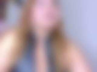 kazsandrah's Live Sex Cam Show