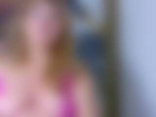 Live cam show with kazsandrah - Granny on Camsoda