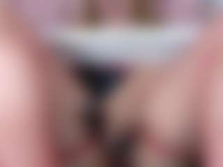 kazsandrah's Live Sex Cam Show