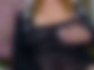 Live cam show with kazsandrah - Blonde Hair Middle Aged on Camsoda