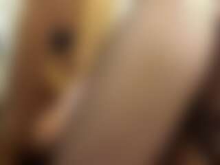 AdelinaRos's Live Sex Cam Show
