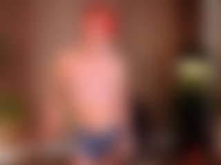 Live cam show with Vanessa - Mouth on CamClone