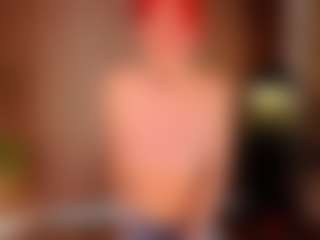 Live cam show with Vanessa - Mouth on CamwithHer