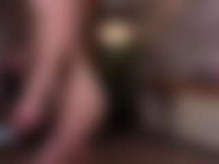 Live cam show with Vanessa - Ass Clapping on SinfulBabes