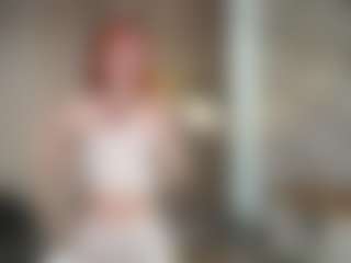 Live cam show with Vanessa - Mouth on StripNow
