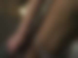 Live cam show with Vanessa - Mouth on Big Tits