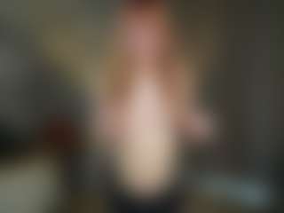 Live cam show with Vanessa - Ass Clapping on Camsoda