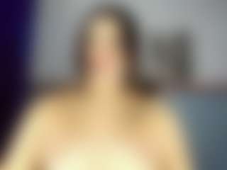 Live cam show with Eemily3 - Young Adult on Camsoda