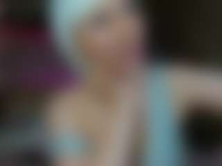 Live cam show with EvaLawrence - Facial Piercings on Uber Horny