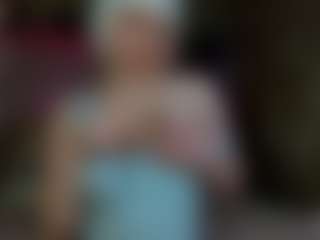Live cam show with EvaLawrence - Pussyplay on livesuperchat.net
