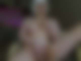 Live cam show with EvaLawrence - Tittyfuck on liverealitysex.com