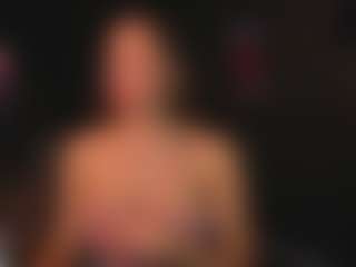 Live cam show with Evelyn - Middle Aged on hotwifechat.live