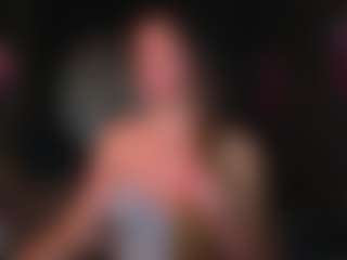 Evelyn's Live Sex Cam Show