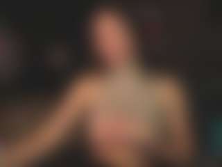 Evelyn's Live Sex Cam Show