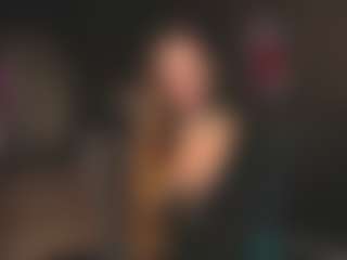 Evelyn's Live Sex Cam Show