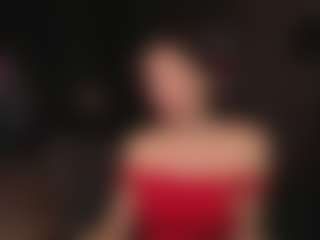 Evelyn's Live Sex Cam Show
