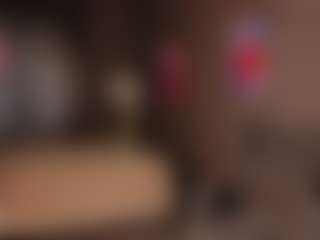 Live cam show with Evelyn - Middle Aged on Streamer API