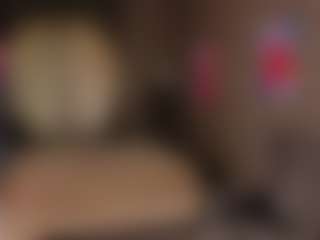 Live cam show with Evelyn - Athletic Middle Aged on Chatstar