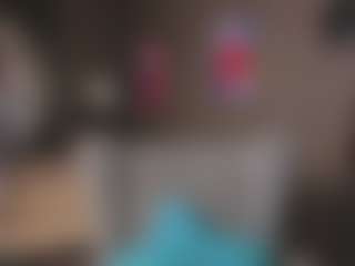 Evelyn MILF webcam performer live streaming