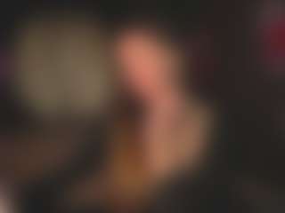 Live cam show with Evelyn - Green Eyes on SpankPalCams