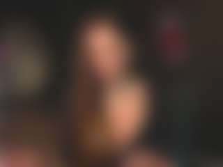 Evelyn's Live Sex Cam Show