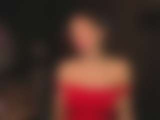 Live cam show with Evelyn - Body Massage on Hubzter Live