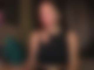 Live cam show with Evelyn - Body Massage on Camming Site