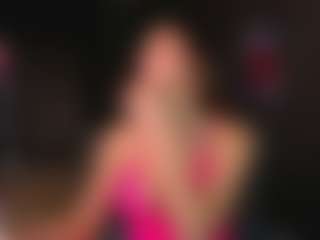 Live cam show with Evelyn - Brown Hair MILF on Milfs Live