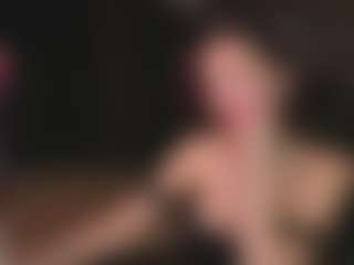 Live cam show with Evelyn - Body Massage on livesuperchat.net