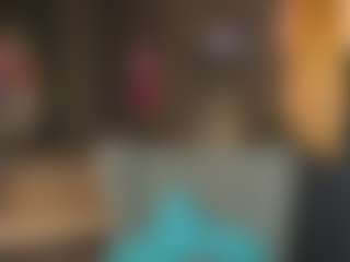 Live cam show with Evelyn - Green Eyes on Camsoda