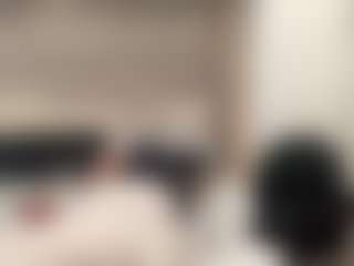 Mrshyboy32's Live Sex Cam Show