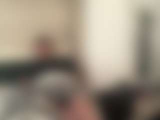 Mrshyboy32's Live Sex Cam Show