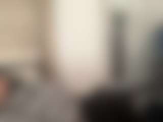 Mrshyboy32's Live Sex Cam Show