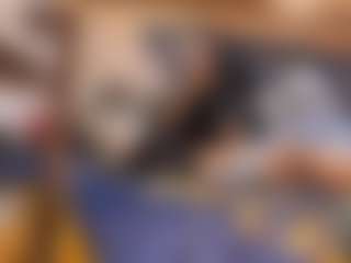 Mrshyboy32's Live Sex Cam Show