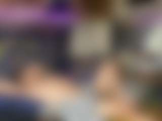 Mrshyboy32's Live Sex Cam Show