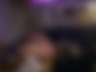 Mrshyboy32's Live Sex Cam Show