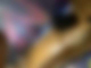 Mrshyboy32's Live Sex Cam Show