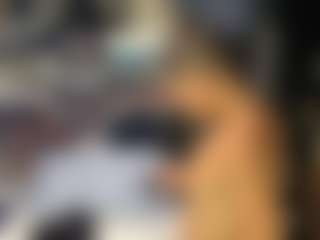 Mrshyboy32's Live Sex Cam Show