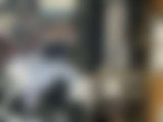 Mrshyboy32's Live Sex Cam Show