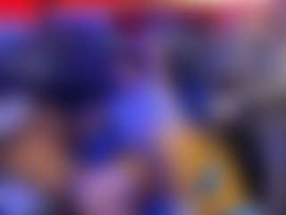 Mrshyboy32's Live Sex Cam Show