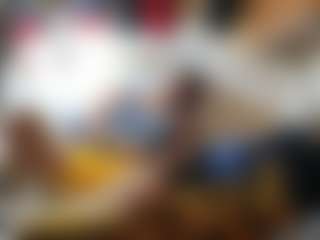 Mrshyboy32's Live Sex Cam Show