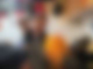 Mrshyboy32's Live Sex Cam Show