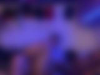 Mrshyboy32's Live Sex Cam Show