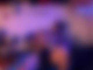 Mrshyboy32's Live Sex Cam Show