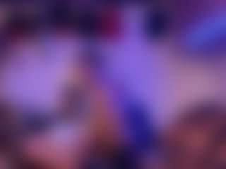 Mrshyboy32's Live Sex Cam Show