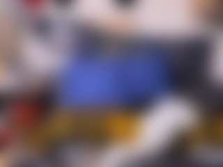 Mrshyboy32's Live Sex Cam Show