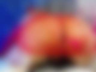 Queen23's Live Sex Cam Show