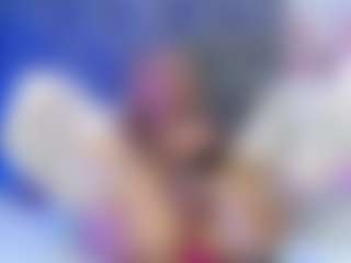 Live cam show with Queen23 - Smoking on Mixed Magazine Live